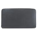 Louis Vuitton Zippy Organizer