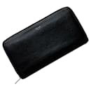 Céline Zip Around