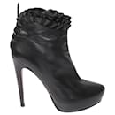 Alaia Ruffled Ankle Boots in Black Leather - Alaïa