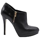 Michael Kors York Ankle Boots in Black Leather