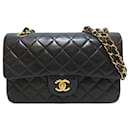 Chanel Small Classic lined Flap Bag