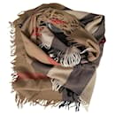 Foulard quadrato Burberry ottime condizioni cammello beige 110X110cm