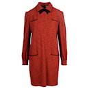 Vestido rojo con cuello de lana y lazo de Valentino