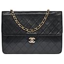 Splendid Chanel Classique Pochette Flap bag shoulder bag in black quilted leather