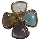CHANEL vintage 1996 Clover type Gripore glass brooch - Chanel