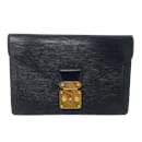 LOUIS VUITTON  Clutch bags T.  Leather - Louis Vuitton