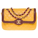 Sac Chanel Timeless/Classic in Yellow Leather - 100171