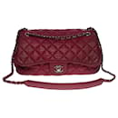 CHANEL CLASSIC FLAP BAG CROSSBODY BAG IN AMARANTE QUILTED LAMB LEATHER -100412 - Chanel