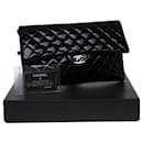 Pochette/CLASSIC CHANEL CLUTCH IN BLACK PATENT LEATHER -100593 - Chanel