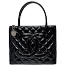 CHANEL MEDALLION TOTE BAG IN BLACK QUILTED PATENT LEATHER100730 - Chanel