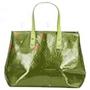 Louis Vuitton Reade
