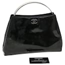 CHANEL Hand Bag Enamel Black CC Auth 39199 - Chanel