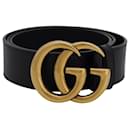 Cinto Gucci GG com fivela Marmont em couro preto