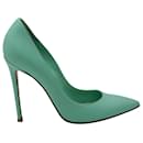 Zapatos de tacón con punta en punta de Gianvito Rossi en cuero verde azulado