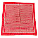 Quadrado Etienne Aigner 70s monograma de algodão vermelho e branco