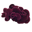 Broche floral de veludo Chanel Borgonha Camillia