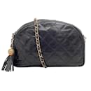 Bolsa de ombro Chanel vintage acolchoada pele de lagarto preta