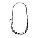 Púrpura Chanel/Collar en tono plata oliva