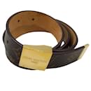 Cinturón con hebilla dorada de lona Monogram de Louis Vuitton