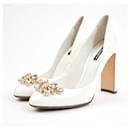 Zapatos de novia adornados de Dolce & Gabbana
