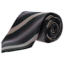 Ermenegildo Zegna Krawatte mit Streifenmuster aus mehrfarbiger Seide
