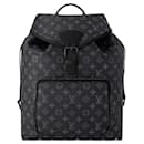 Mochila LV Montsouris - Louis Vuitton