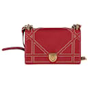 Bolso de hombro Dior Diorama con tachuelas en cuero rojo