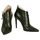 Miu Miu Black Leather Pointed Toes Back Zipper Bow Ankle Booties Heels Size 38