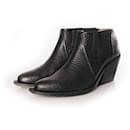 bald., black leather Chaila Rodeo ankle boots. - Autre Marque