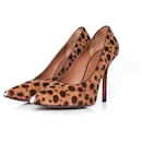 GIVENCHY, Sapatos de pele de pônei com estampa de leopardo. - Givenchy