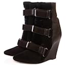 Isabel Marant, Scarlet Calfskin Suede Leather Wedge Boots in Black in size 36.