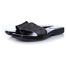 Gucci, sandálias de lona preta com logotipo
