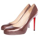 CHRISTIAN LOUBOUTIN, brown/antrecite colored pumps in patent leather in size 40.5. - Christian Louboutin