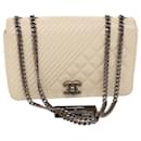 CHANEL Chevron x Matelasse Chain Shoulder Bag Lamb Skin White CC Auth 48469a - Chanel