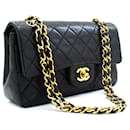 Rabat doublé Chanel Classique 9"Sac à bandoulière en chaîne Agneau noir