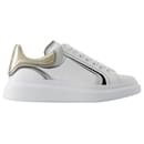 Oversized Sneakers - Alexander Mcqueen - Leather - White/vanilla