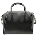 Bolsa pequena Givenchy Antigona em couro preto