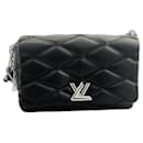 Louis Vuitton GO-Handtasche aus schwarzem Leder -14 Ausgezeichnet état