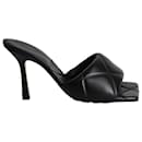 Bottega Veneta Lido Slide Sandals in Black Intrecciato Leather 