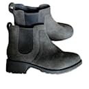 New UGG fur-lined leather boots - Ugg