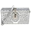 Silberne, mit Kristallen verzierte Medaillon-Clutch - Dolce & Gabbana