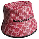 Chapéu vermelho Karl Lagerfeld / monograma rosa unissex