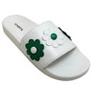 Vivetta Slide-Sandalen aus weißem Leder mit grünen Blumen - Autre Marque
