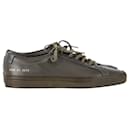 Common Projects Achilles Low in Army Green Leather - Autre Marque