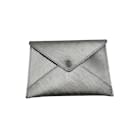 LOUIS VUITTON  Clutch bags T.  leather - Louis Vuitton