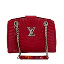 New Wave Bolsa com corrente de couro acolchoado vermelho - Louis Vuitton