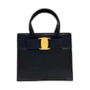 Leather Vara Bow Handbag - Salvatore Ferragamo