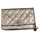 BRIEFTASCHE AN KETTE BRONZE - Chanel