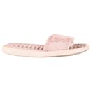 Chanel Chanclas tipo chinelas con logo CC en tweed rosa