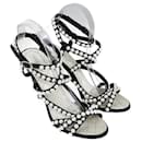 De color negro/Sandalias de tiras con adornos de perlas artificiales blancas - Chanel